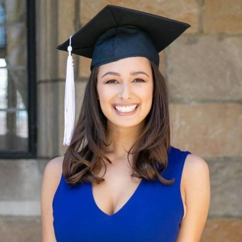 Meet your Posher, Lainey